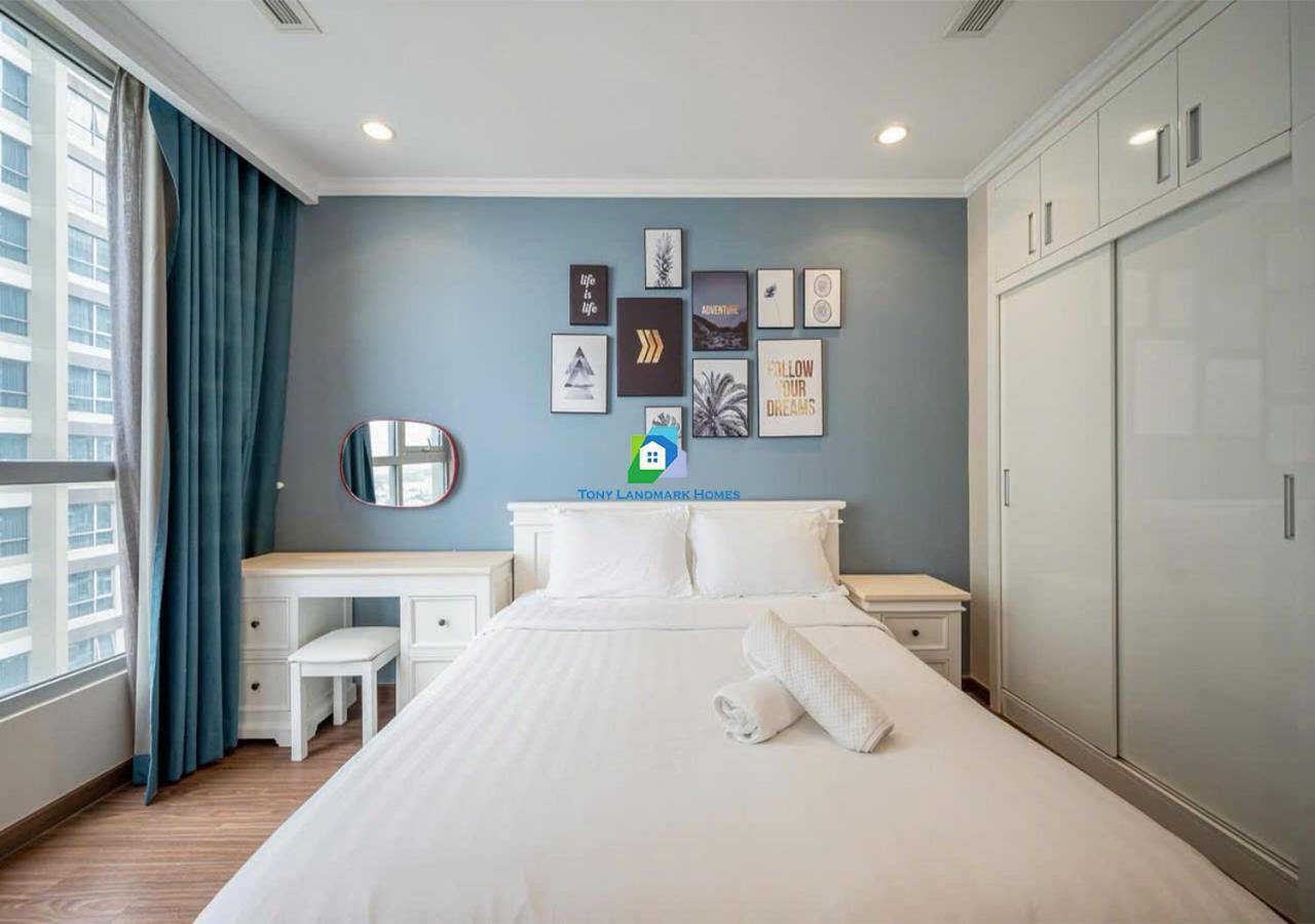 The Landmark And The Park Luxury Of Vinhomes Apartment *